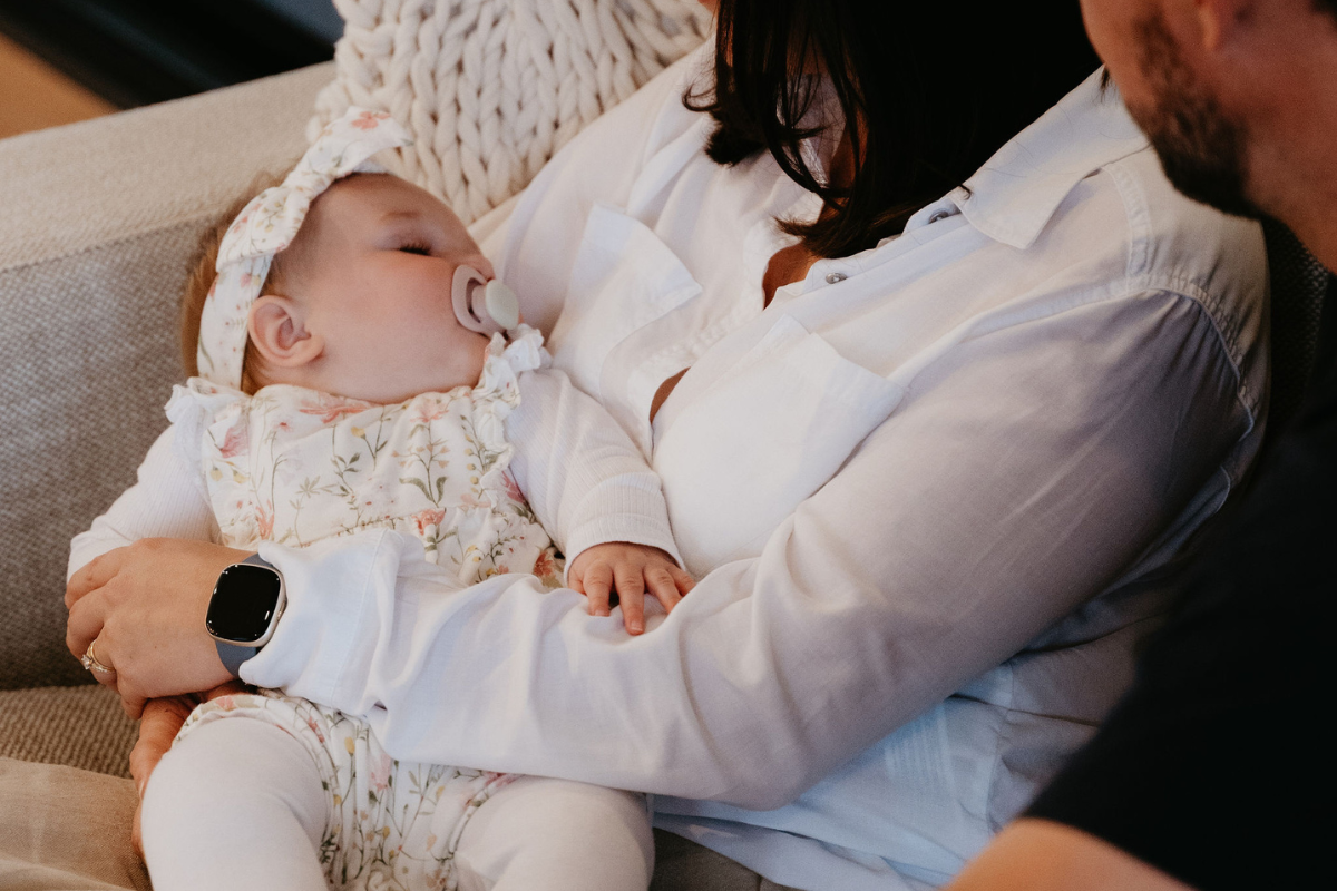 How to Clean and Store Baby Bottles Safely While Travelling - Safer Baby